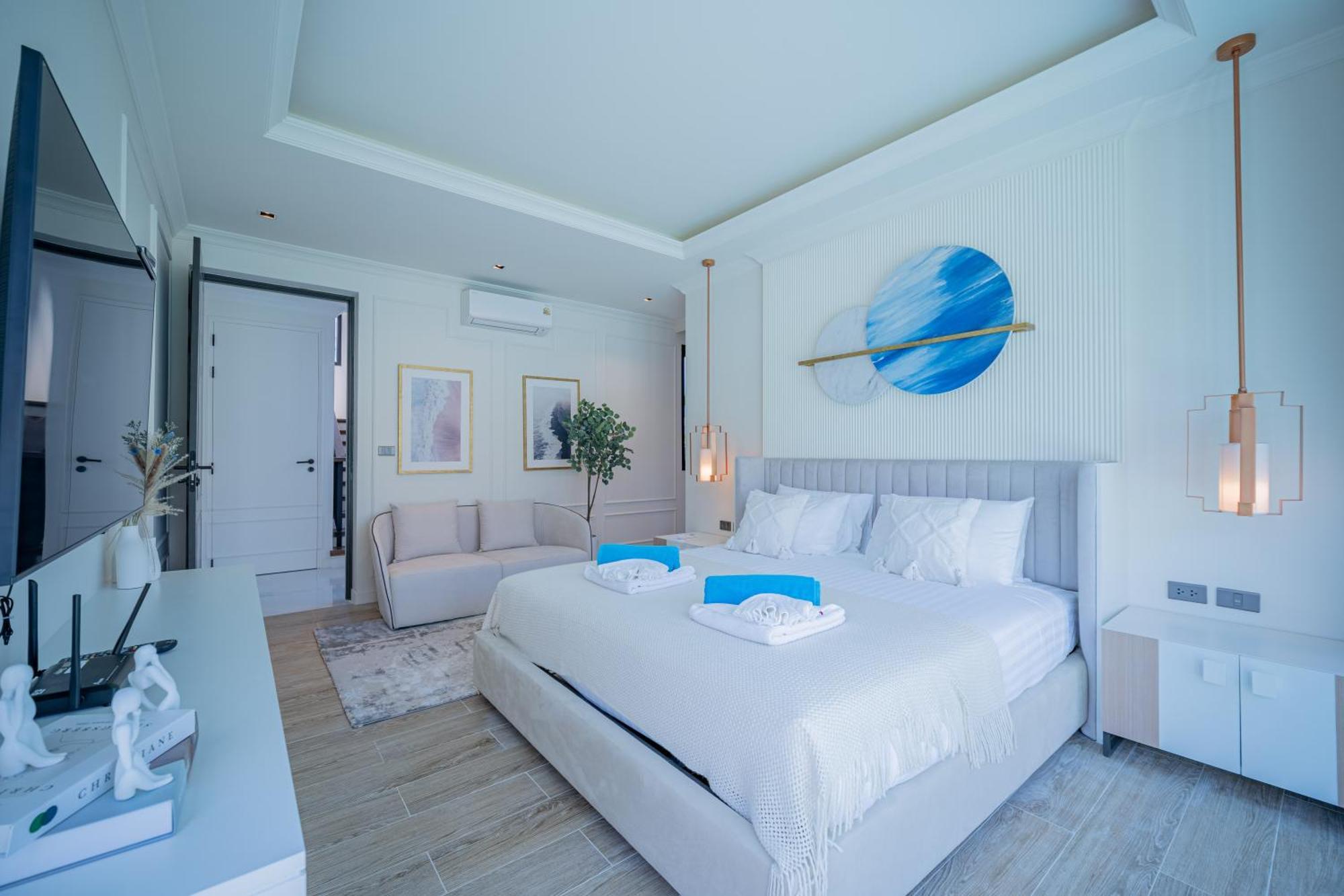 Villa Fifth Element Pool By Nla